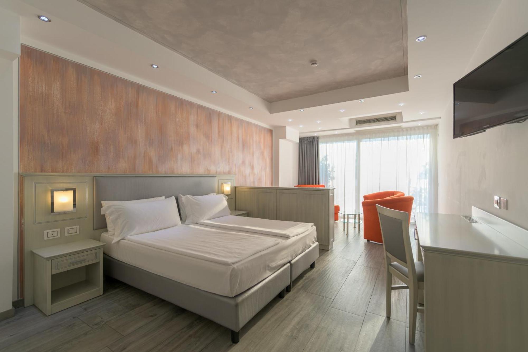 Garda Suite Hotel (Adults Only) Limone sul Garda Esterno foto