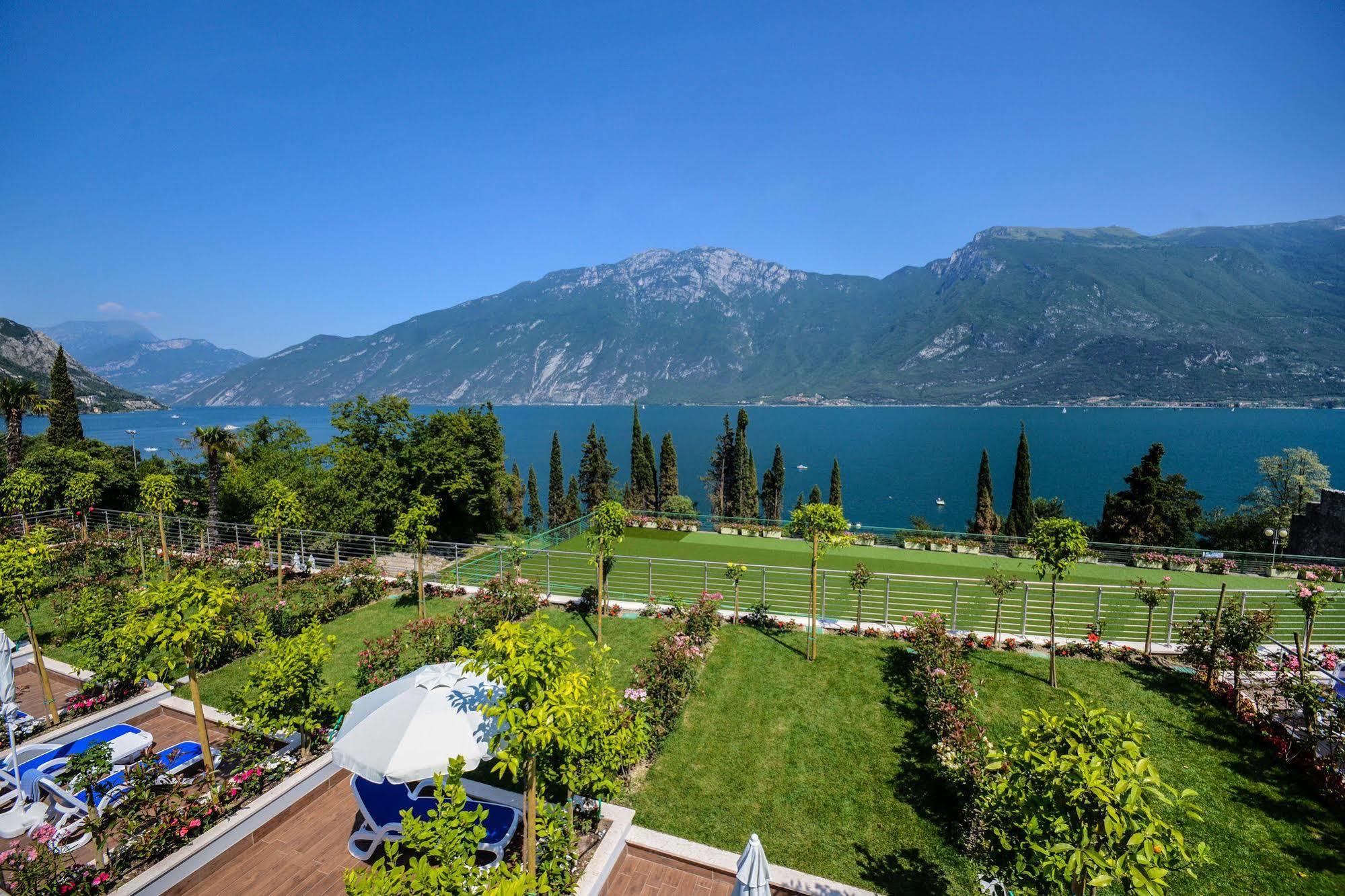Garda Suite Hotel (Adults Only) Limone sul Garda Esterno foto