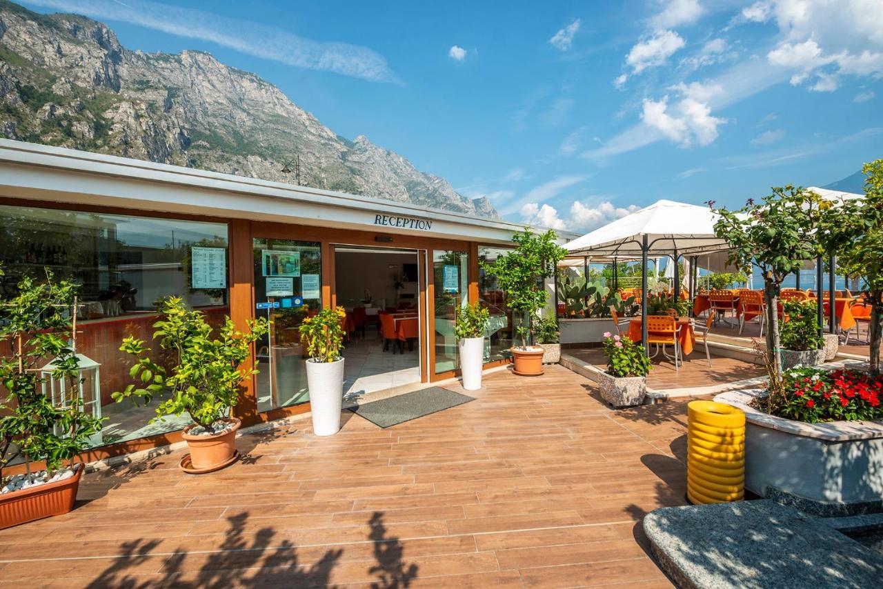Garda Suite Hotel (Adults Only) Limone sul Garda Esterno foto